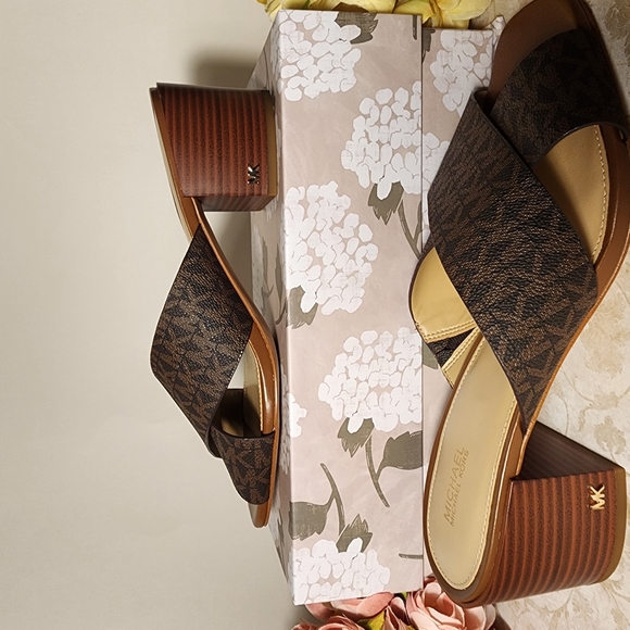Michael Kors Brown Mules with Monogram Design - Picture 4 of 8
